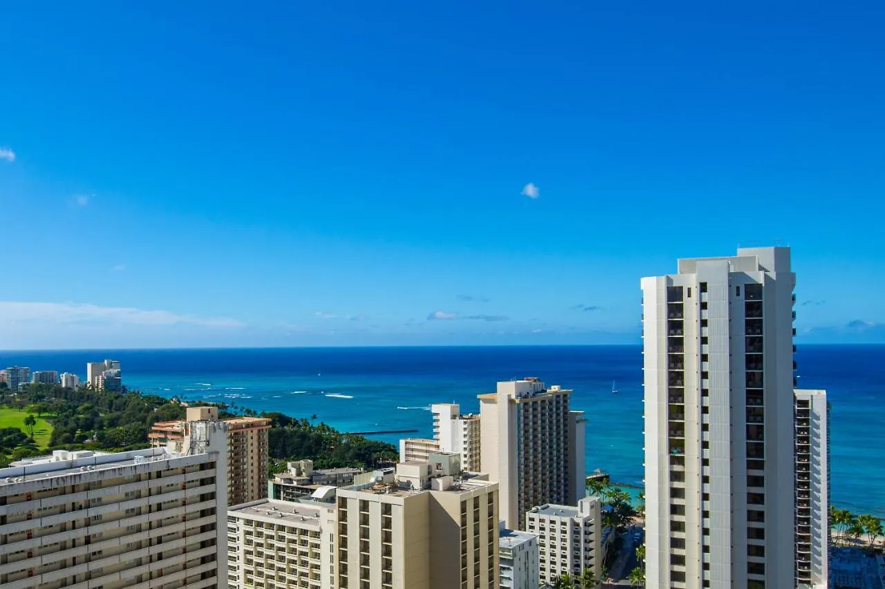 Deluxe Living In Waikiki - Ocean View Condo With Parking Honolulu USA