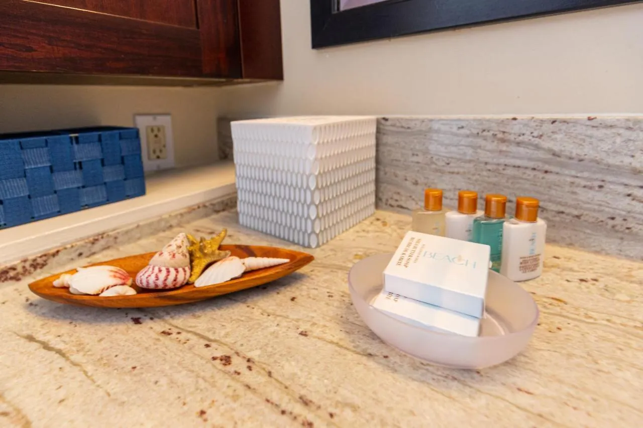 Deluxe Living In Waikiki - Ocean View Condo With Parking Honolulu Lejlighed