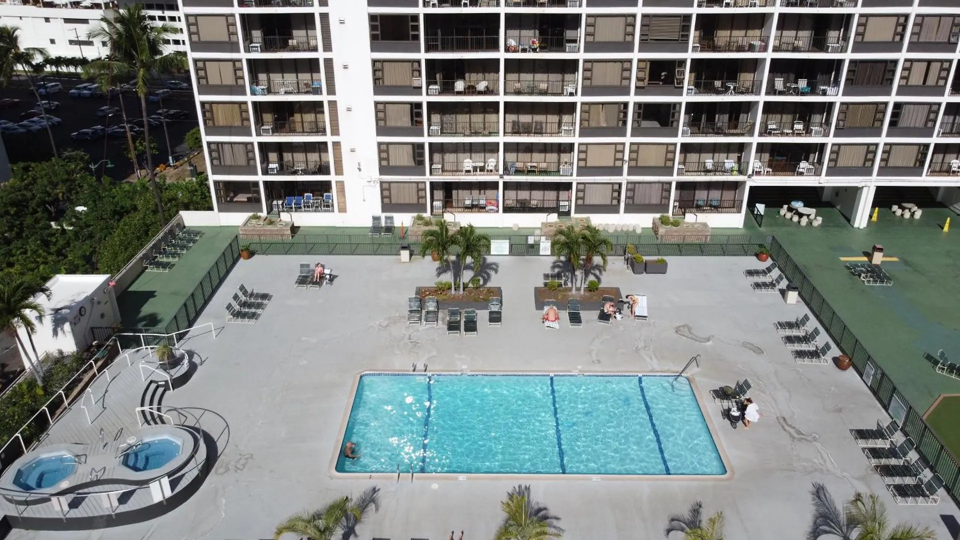 Deluxe Living In Waikiki - Ocean View Condo With Parking Honolulu USA