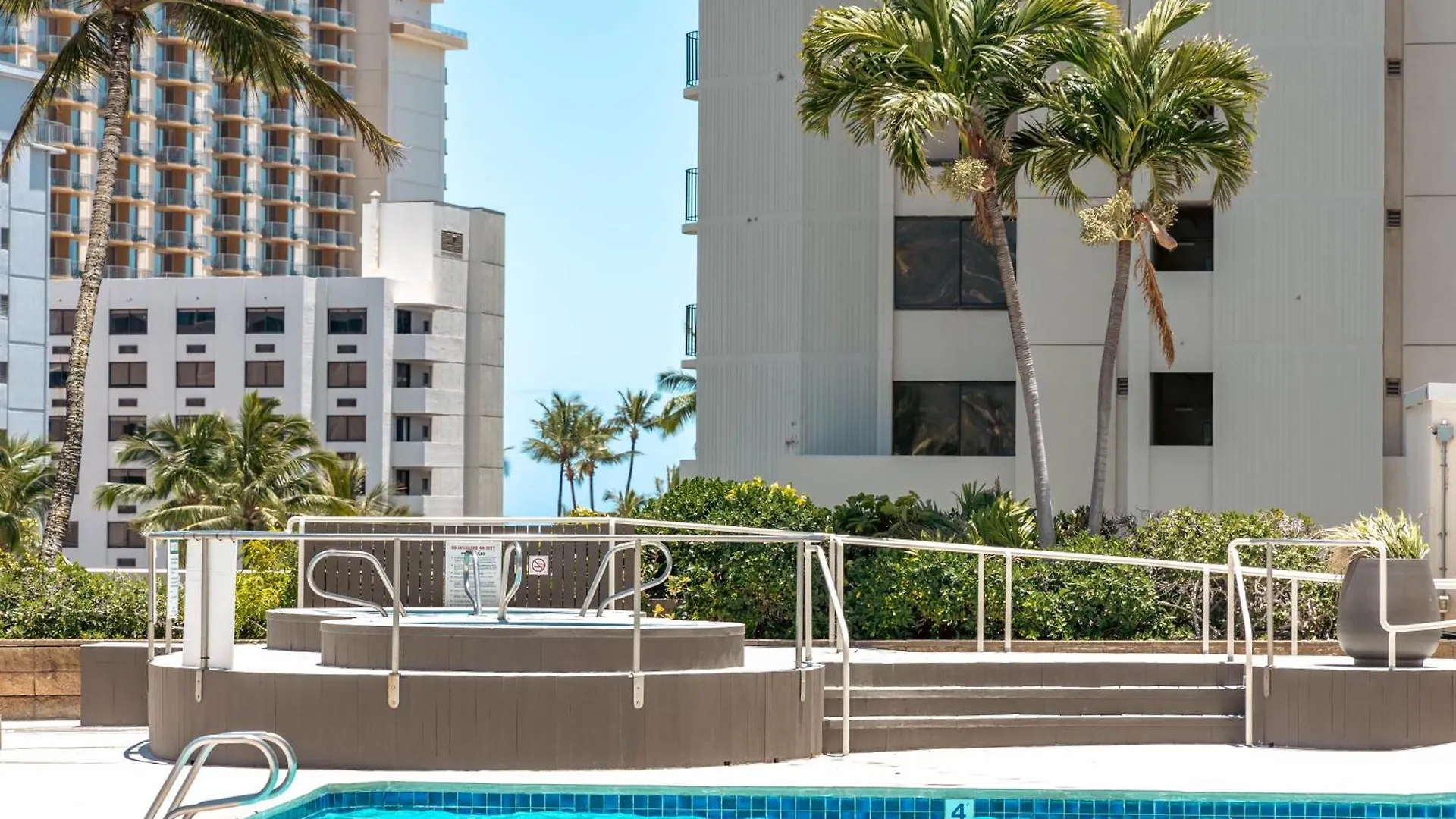 Lejlighed Deluxe Living In Waikiki - Ocean View Condo With Parking Honolulu USA