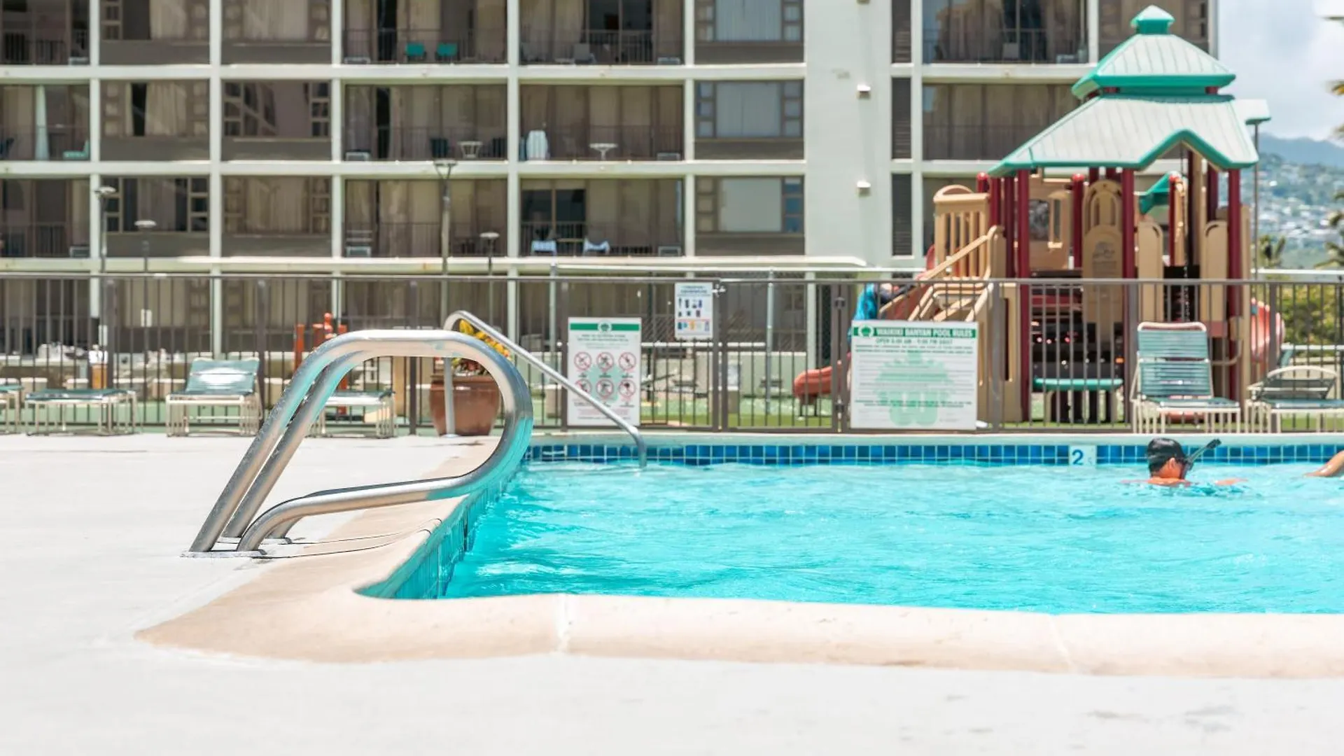 Deluxe Living In Waikiki - Ocean View Condo With Parking Honolulu 0*,